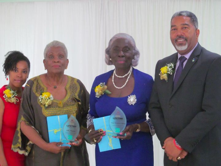 Zonta_Centennial_Awardees__Judy_Munroe_and_Vylma_Thompson-Curling.jpg