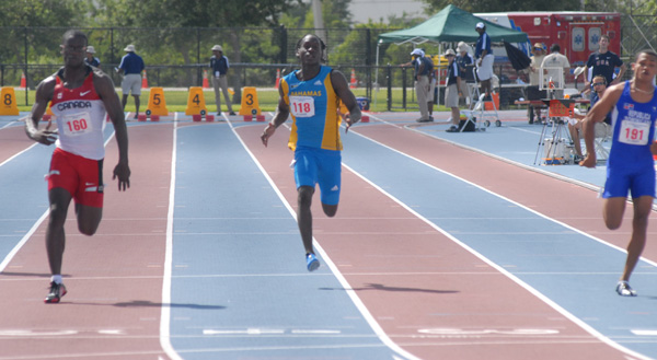 KermitJonathan-Davis-100m-heats.jpg